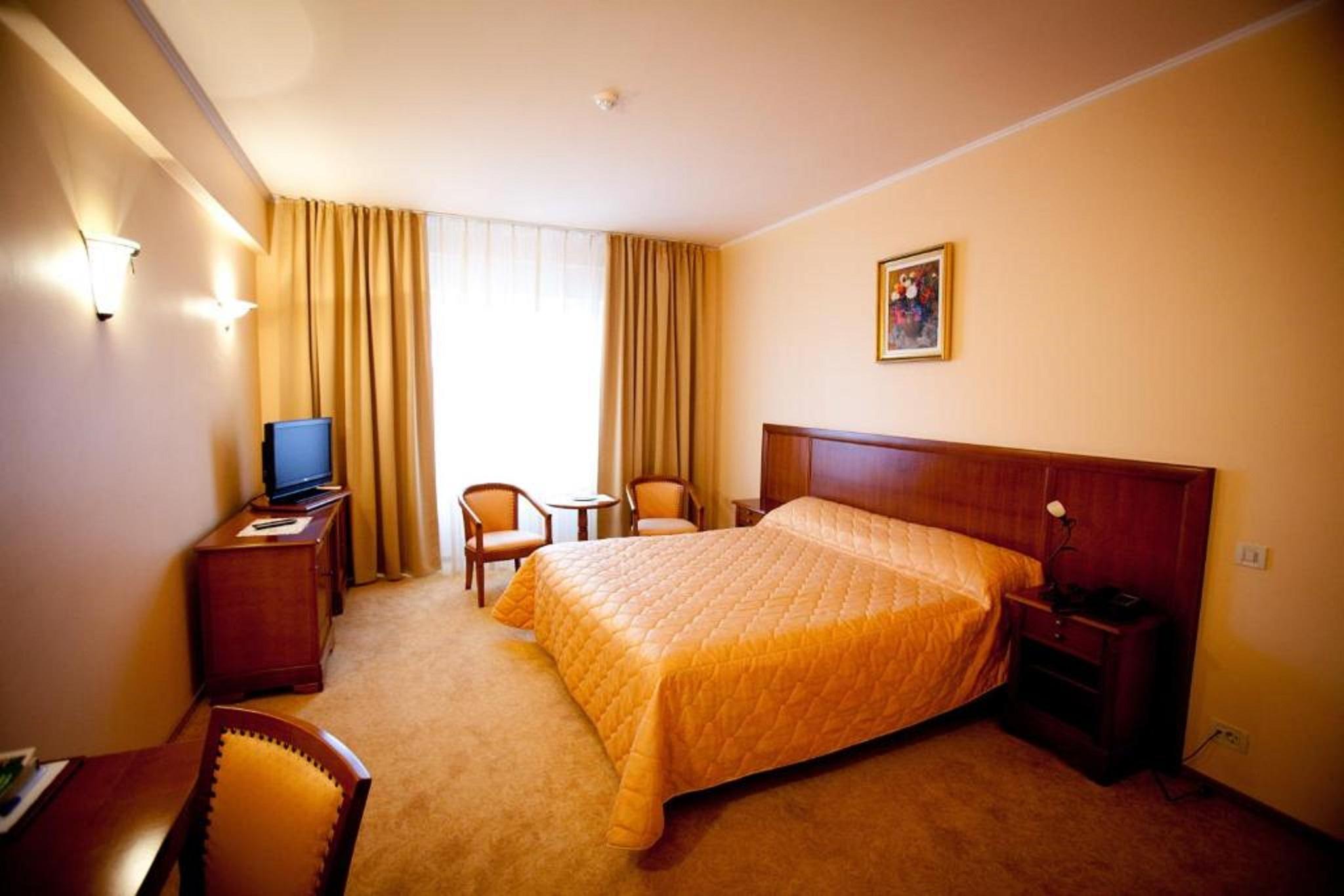 Hotel Maxim Oradea Luaran gambar
