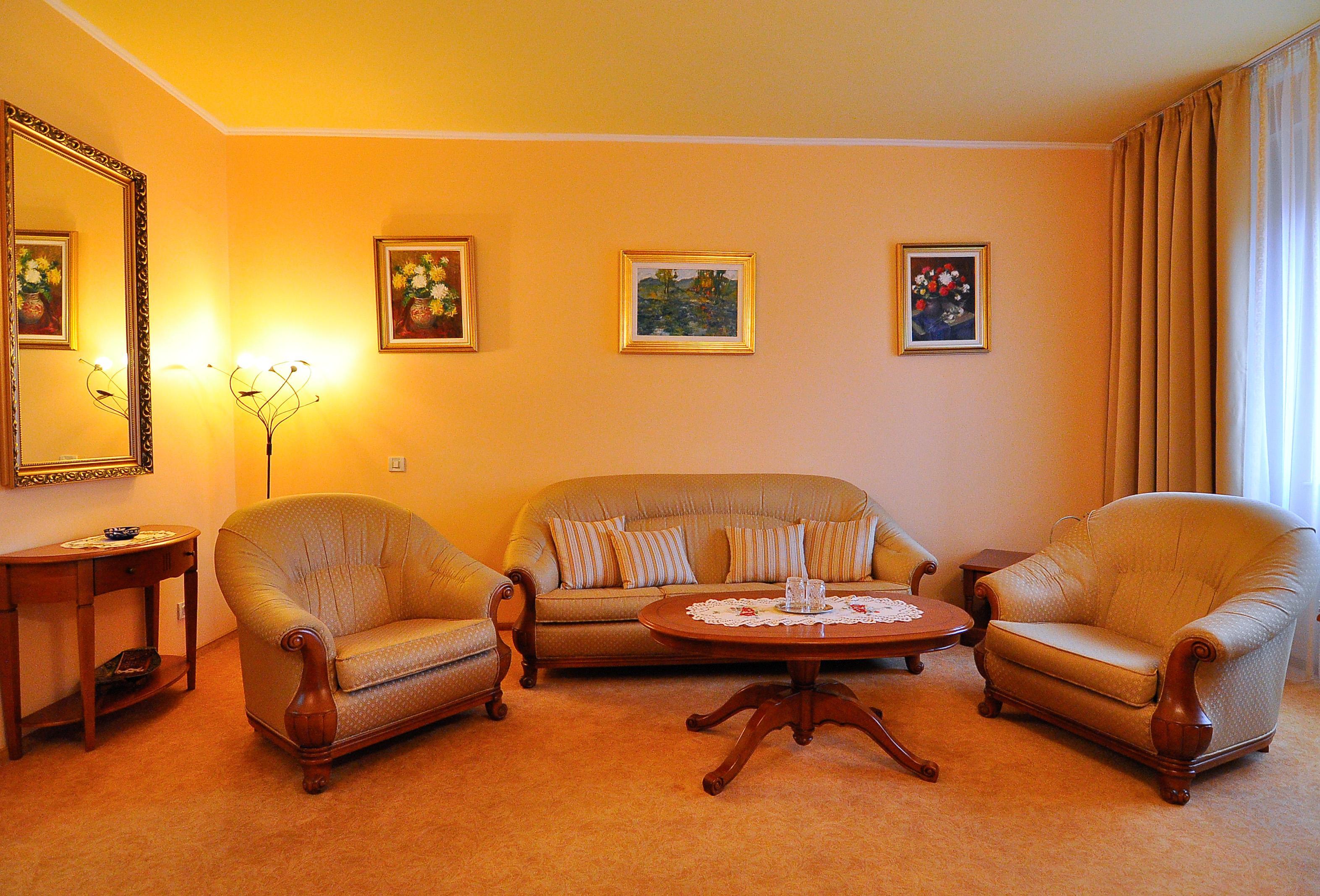 Hotel Maxim Oradea Luaran gambar