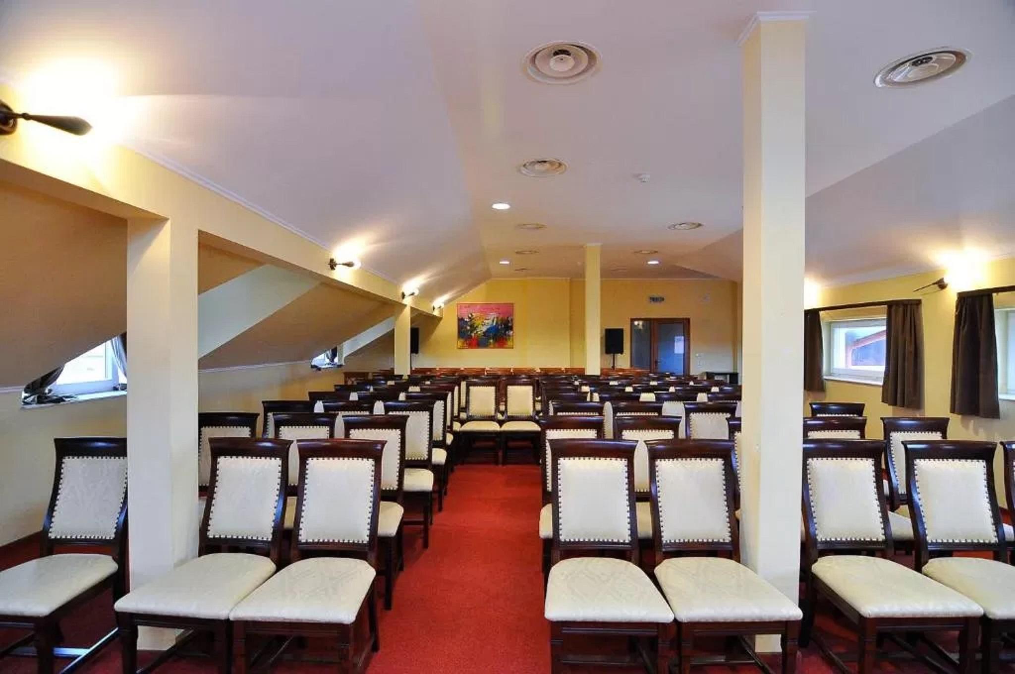 Hotel Maxim Oradea Luaran gambar